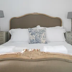 https://oswald-house-deluxe-2-bedroom-apartment.yorkshirehotels.net