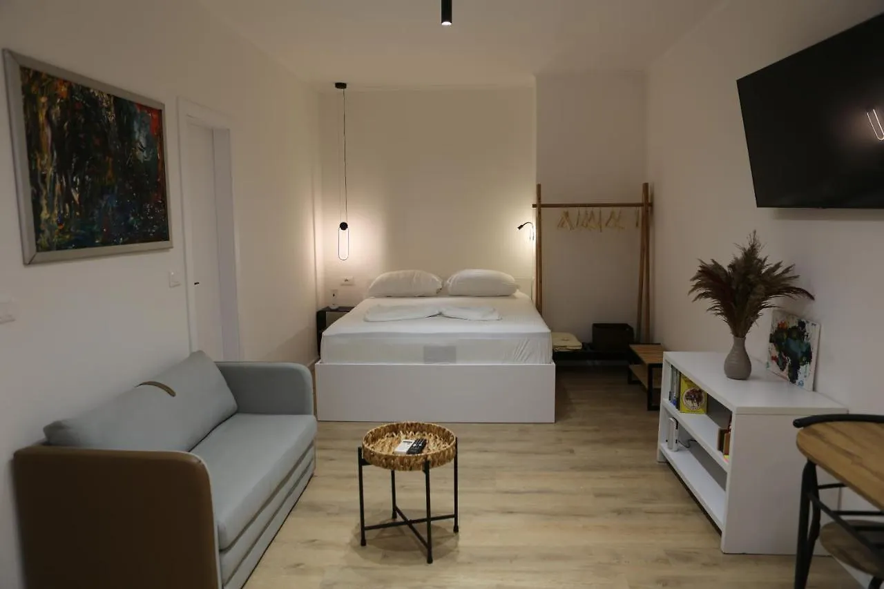 Blloku Studio Apartament Tirana