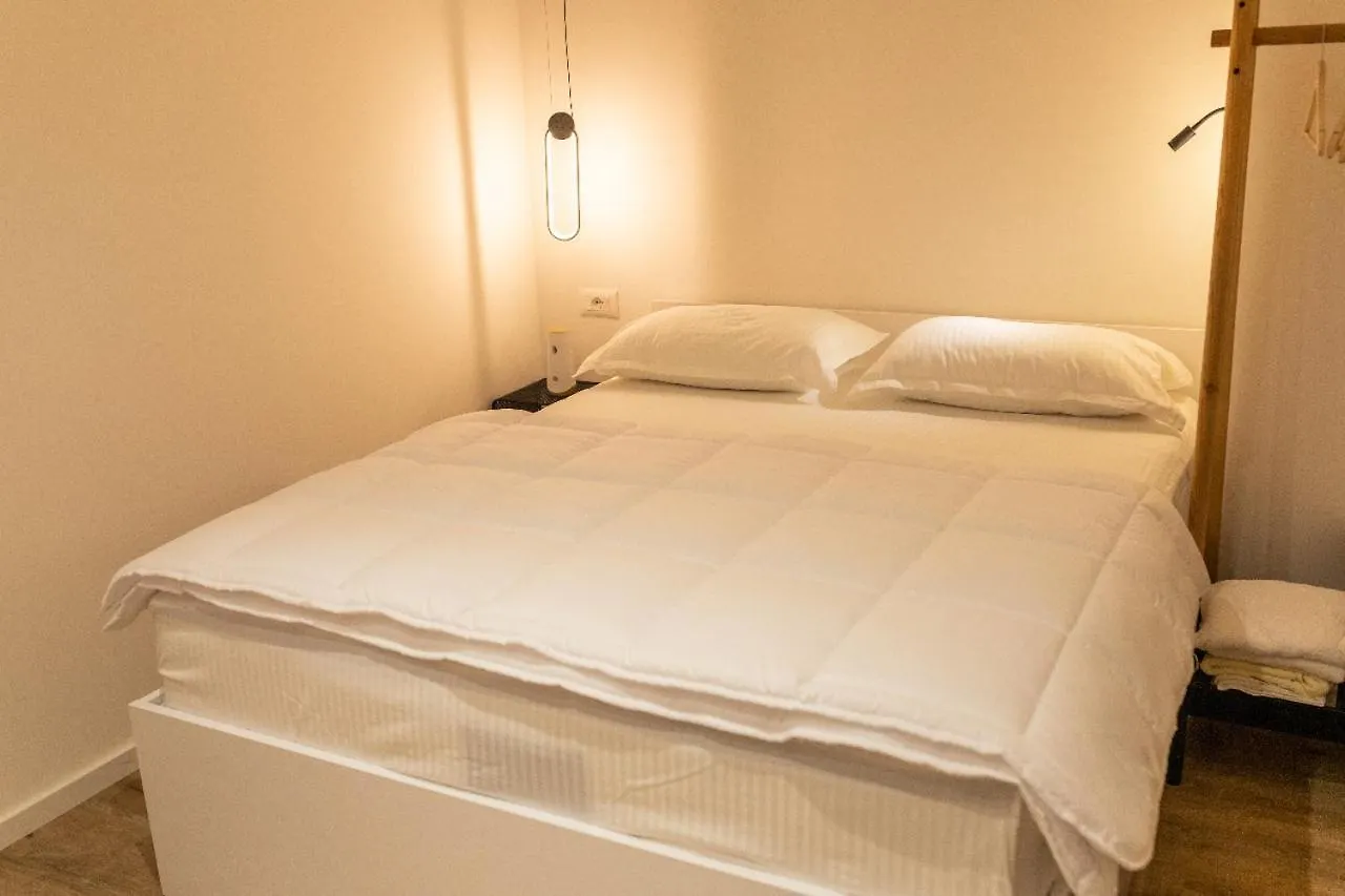 Blloku Studio Apartament Tirana Apartment